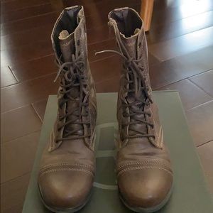 STEVE MADDEN COMBAT LACE UP ZIPPER BOOTS SZ 8